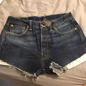 levi shorts